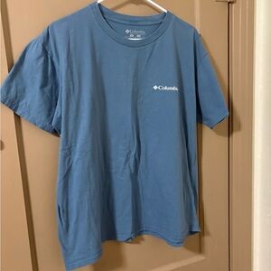 Columbia Women T shirt